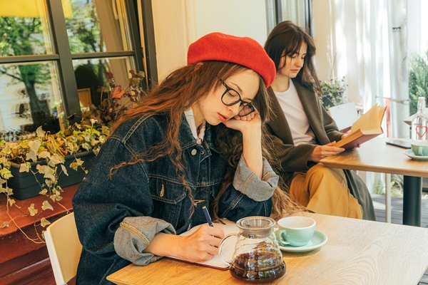 Découvrez le monde fascinant du téléphone rose en visio